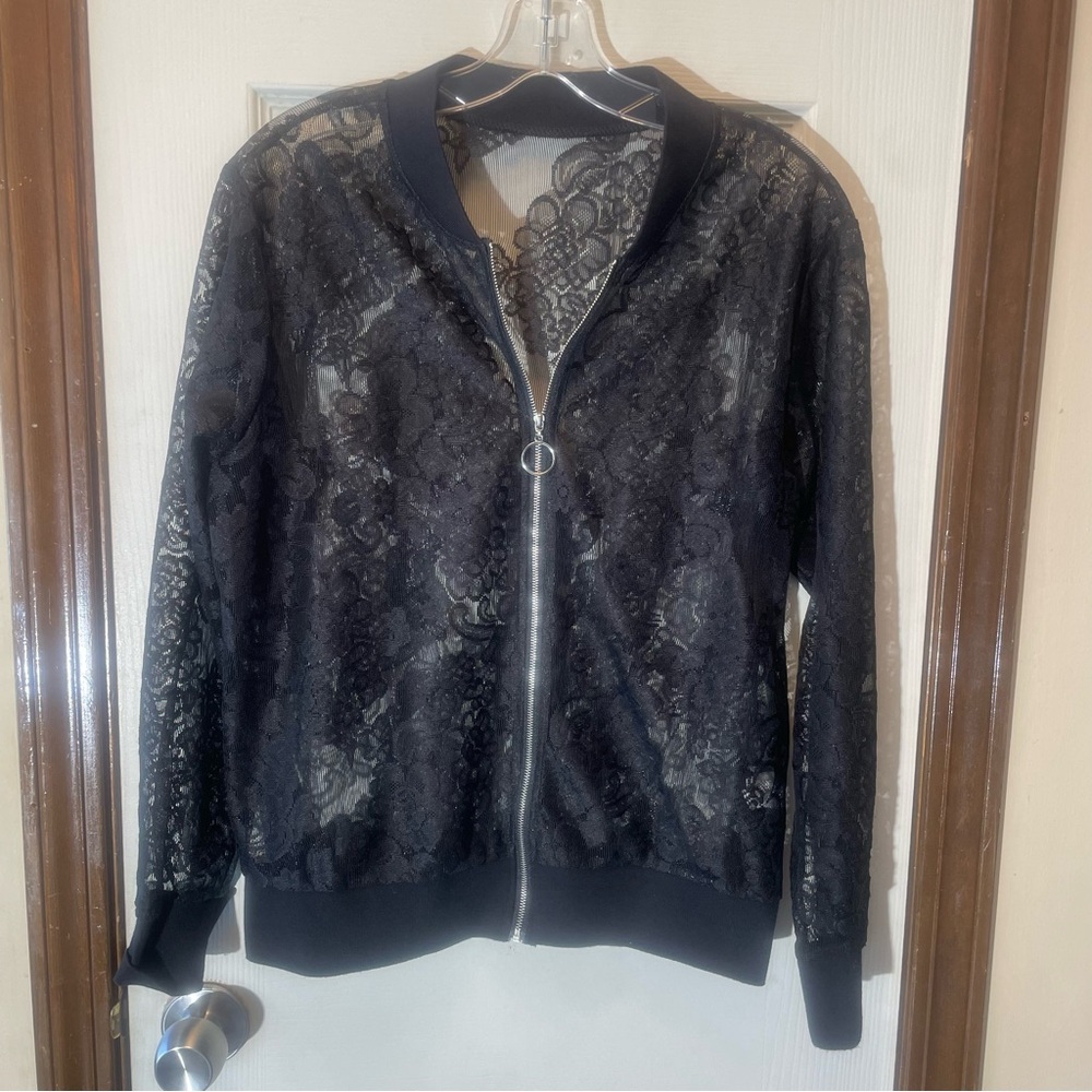 Elegant Black Lace Women's Jacket